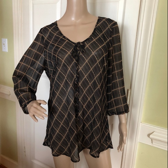 Jaclyn Smith Tops - Jaclyn Smith Sheer Blouse with 3/4 Elastic Sleeves